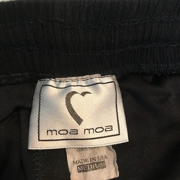 Black Ruffle Shorts - Picture 4 of 4